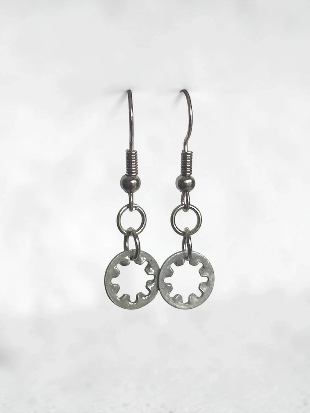 5 For $25💫Punk Silver Metal Gear Drop Earrings